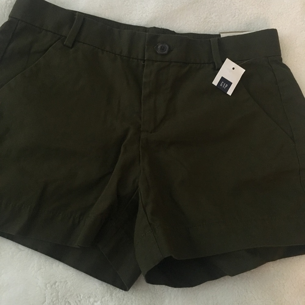 NWT Gap Sunkissed Khaki Shorts Size 00